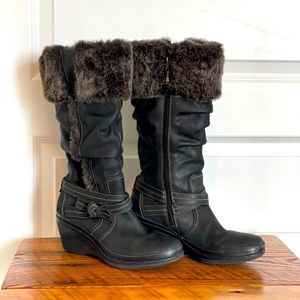 Clark’s Black Wedge Snow Boots